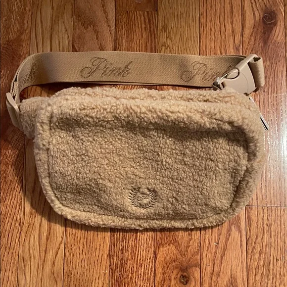 PINK Victoria's Secret Beige Sherpa Fanny Pack - Picture 1 of 6